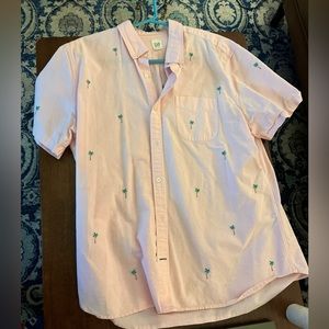 Gap Short Sleeve XL Pink Button down With Palm Trees